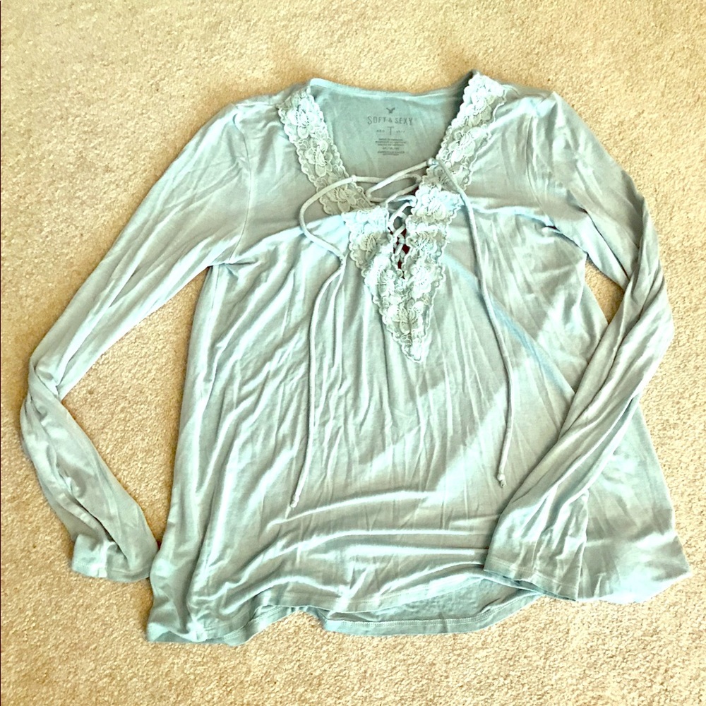 Cute Comfy Long sleeved AE soft & sexy T!